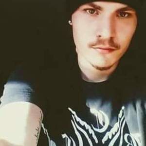 Meet your Posher, Devin